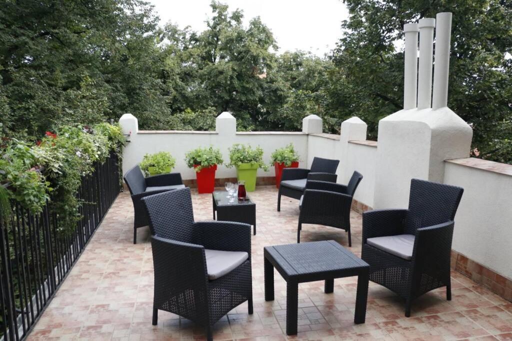 Rock - Studio With 30M2 Terrace Белград Экстерьер фото